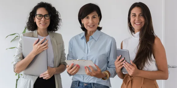Imagen Comité Mujer Empresa 2025 AmCham.