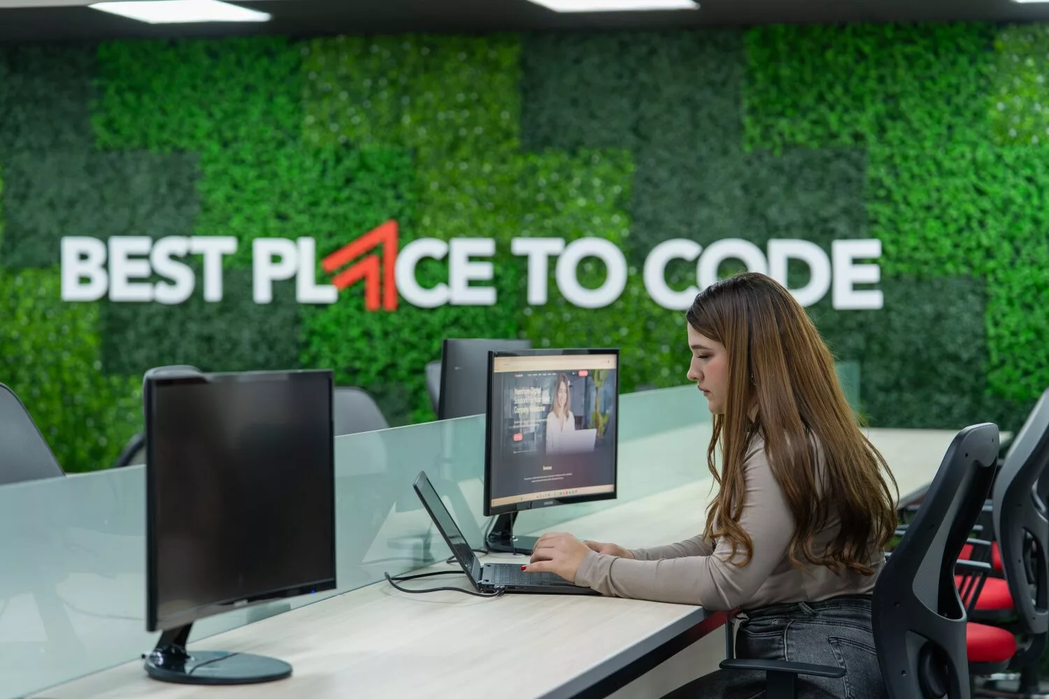 Applaudo: la IA potencia la eficiencia humana y redefine la competitividad global
